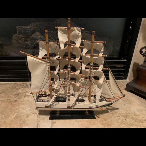 Ship Decor - Picture 3 of 3